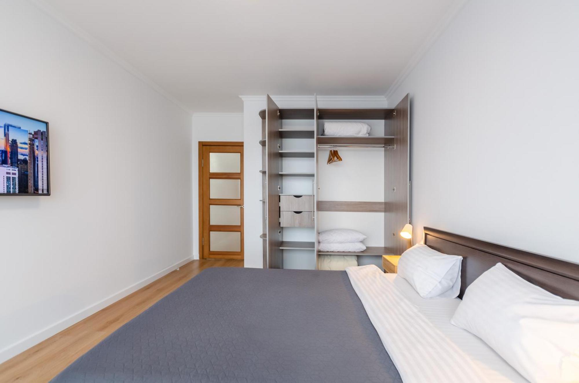 Petrovdom 7-27 In Rc Kvartet Cozy Apartment Nearby With Central Railway Station Kiev Extérieur photo