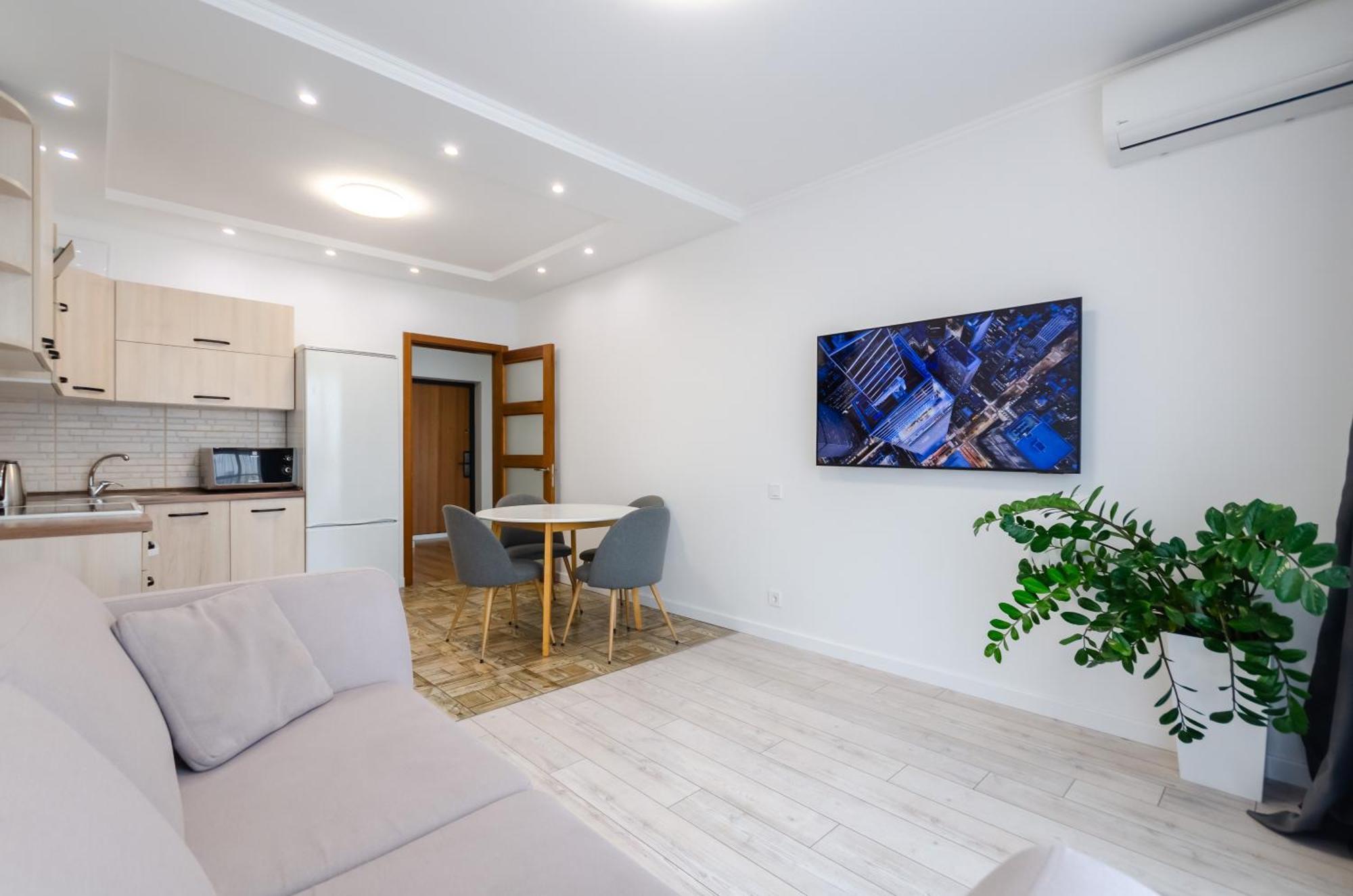 Petrovdom 7-27 In Rc Kvartet Cozy Apartment Nearby With Central Railway Station Kiev Extérieur photo